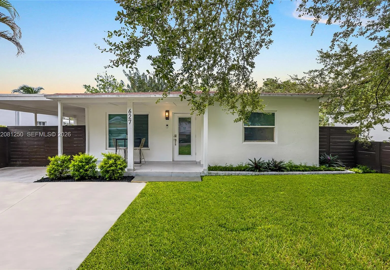 2 bed, 1.0 bath, 805 sqft, $3,000 — Photo 3