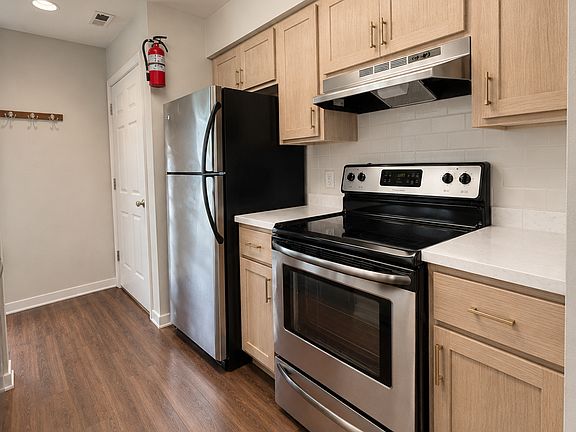 2nd image of 11720 Business Blvd APT 309C