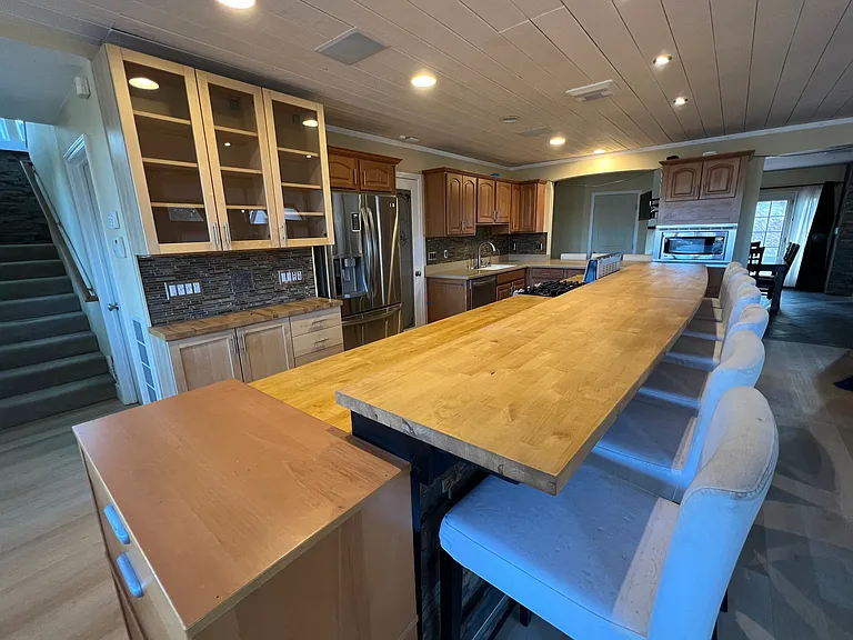 742 Tulip Ln — Photo 6