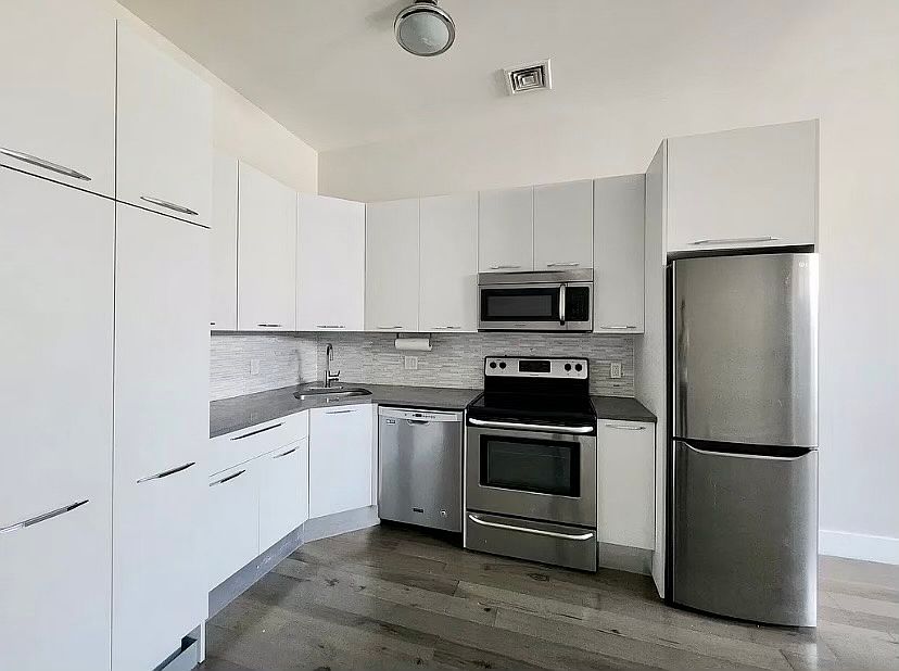 1st image of 589 5th Ave #1