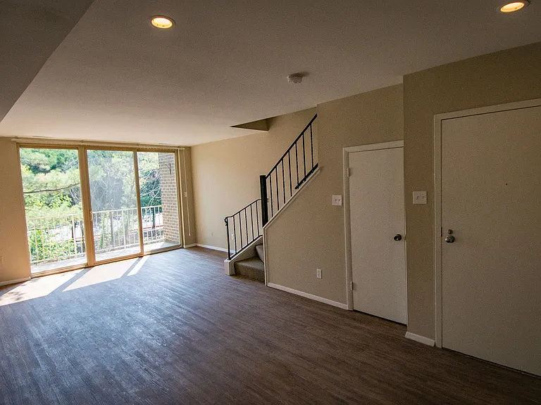 Maplewood Villas — Photo 63