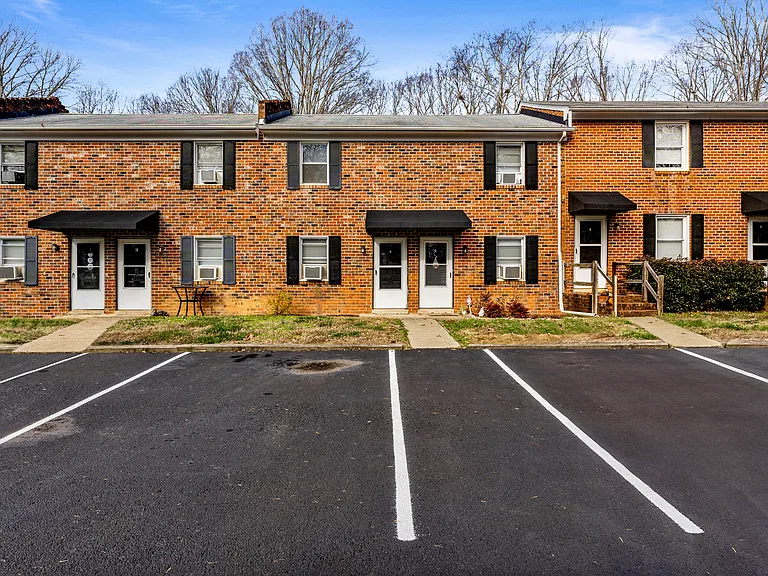 3600 Old Buckingham Rd #H — Photo 14