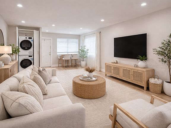 4th image of 12 NE 188th St #2-111