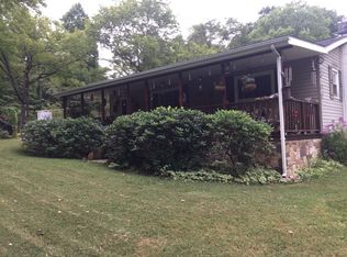 11900 Seneca Trl, Buckeye, WV 24924