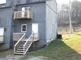 180 Hart Rd APT 1, Elizabethton, TN 37643