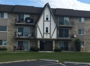 10735 Green Meadows Dr, Mokena, IL 60448