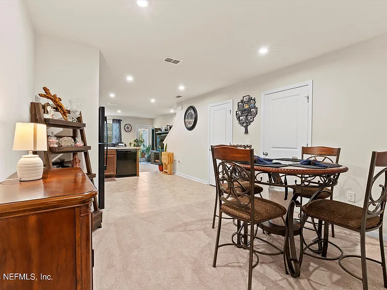 5893 Creekside Crossing Dr #A — Photo 7