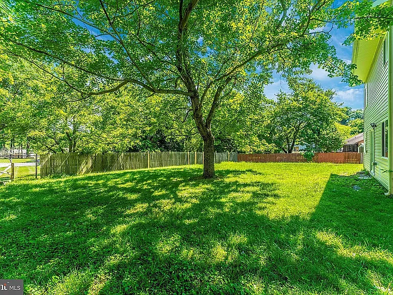 10704 Woodlawn Blvd — Photo 9