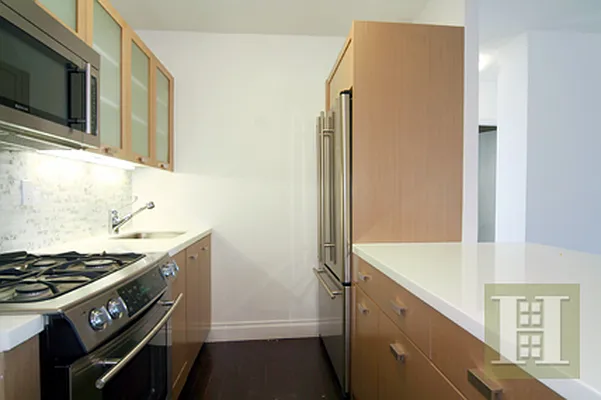 Rented by Halstead Real Estate | media 8