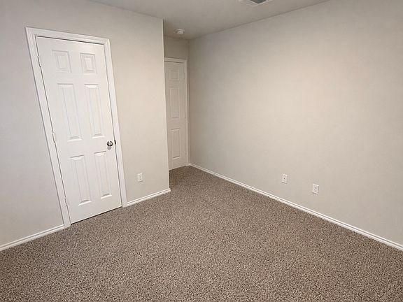4th image of 10019 Avendesora Rd