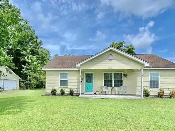 7100 Dale Ave SW, Ocean Isle Beach, NC 28469