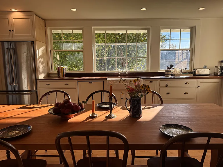 1 Somers Ave — Photo 4