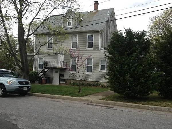 2 bed, 880 sqft, $1,500 — Photo 2