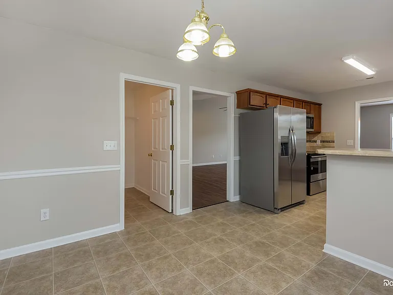 4579 River Gate Dr — Photo 4