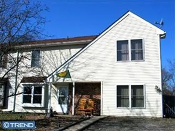 211 Trout Dr, Atco, NJ 08004