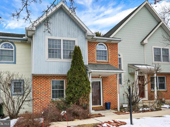 1947 Deer Path Rd, Harrisburg, PA 17110