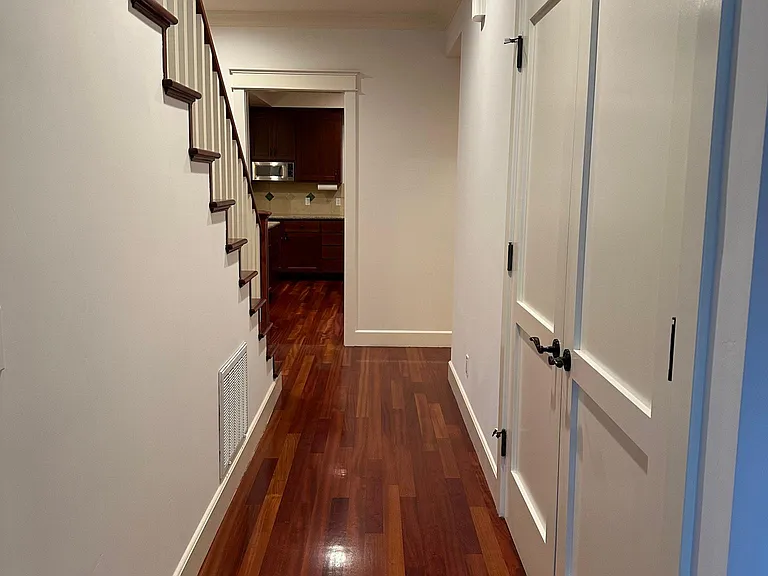 370 Duluth Cir — Photo 5