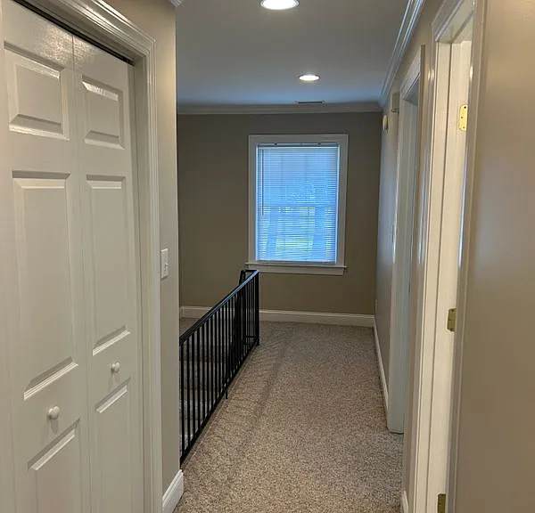 358 Country Club Rd — Photo 10