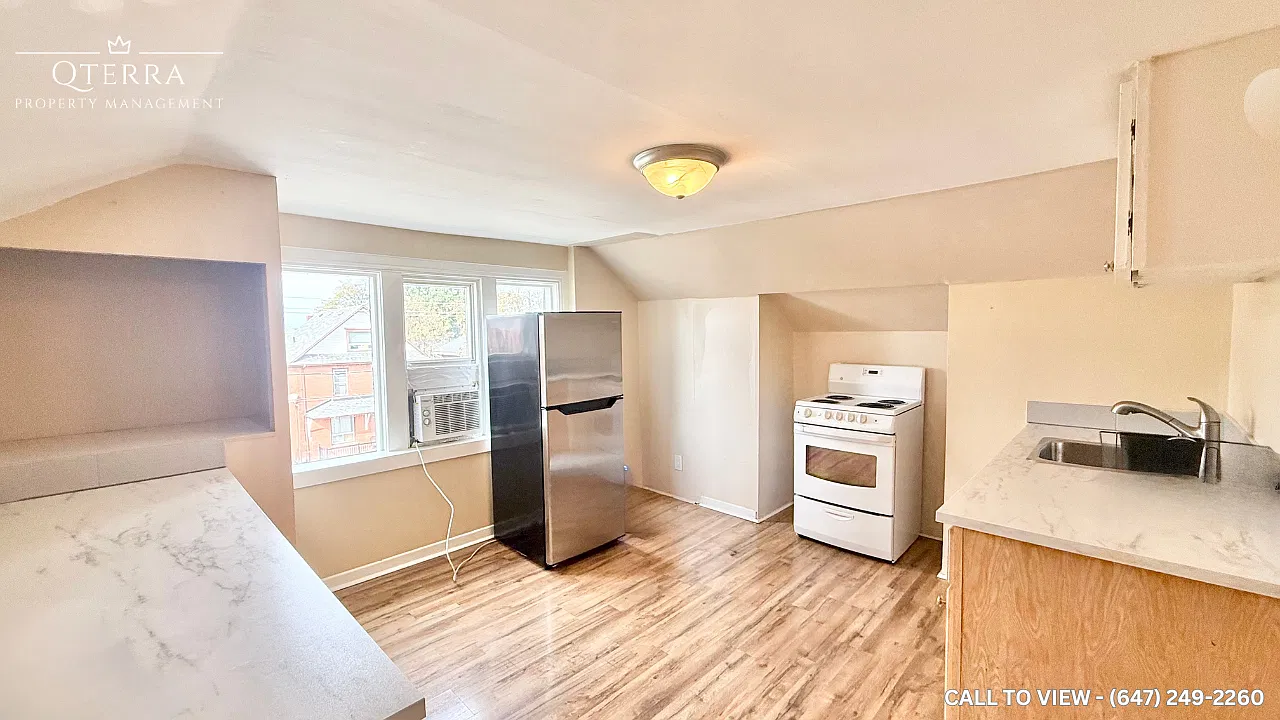 3 bed, 2.5 bath, 800 sqft, $2,350 — Photo 1