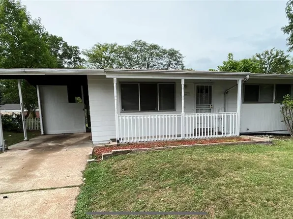1753 Keelen Dr, Saint Louis, MO 63136