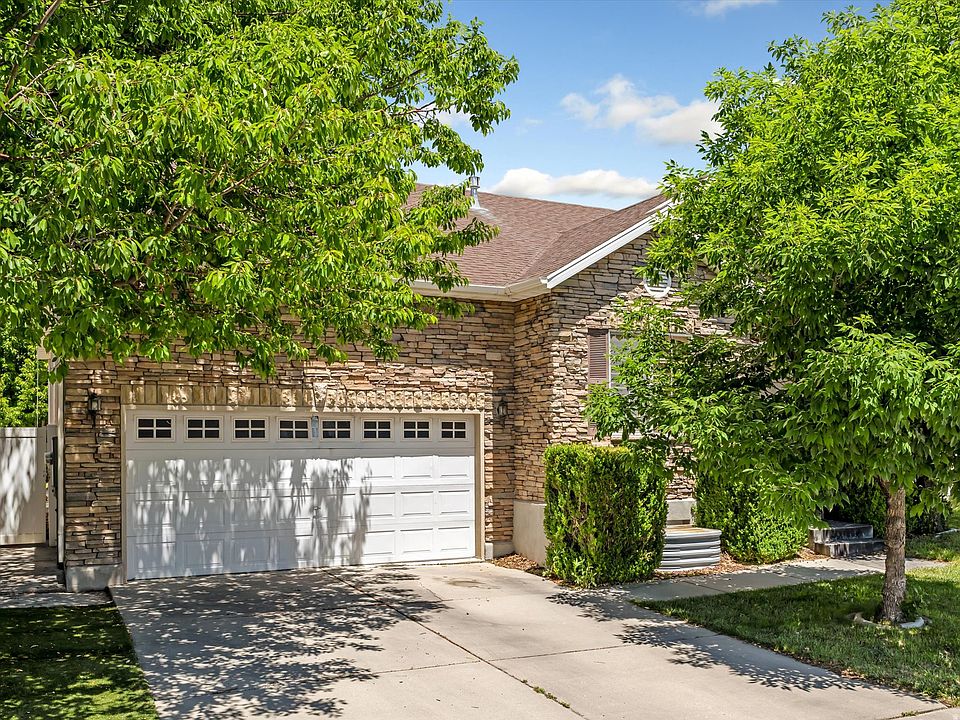 1st image of 4012 W Heidelberg Ln