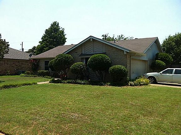 2nd image of 6000 Autumn Springs Dr