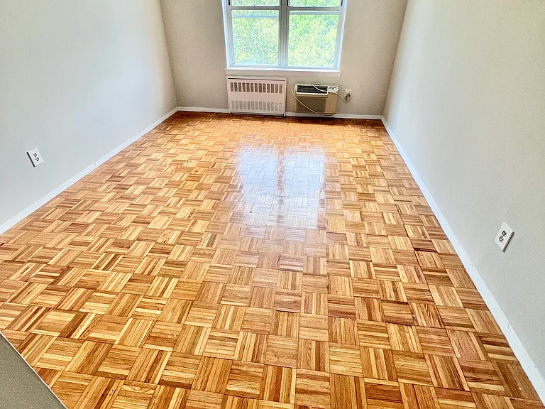 4430 Douglaston Pkwy #6H — Photo 19
