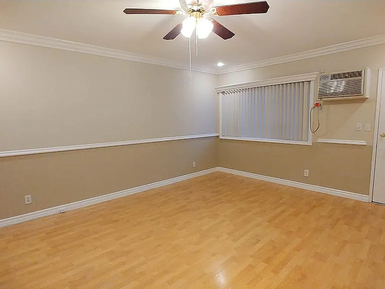 Edgemont Apts — Photo 32
