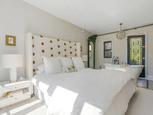 457 West 22nd Street image 27 of 45