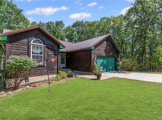 26690 Oakwood Ln, Clinton, MO 64735