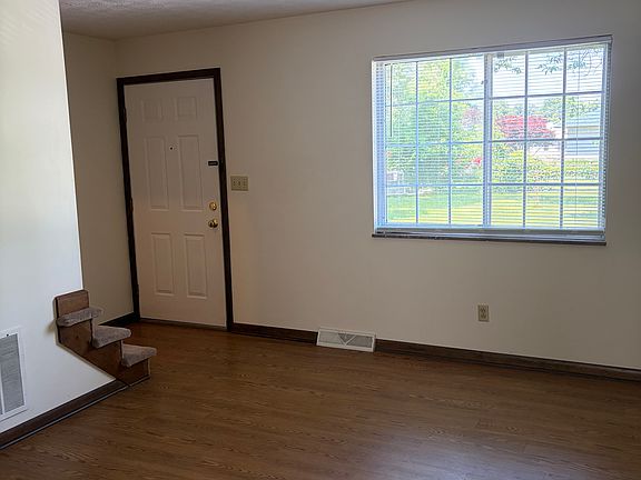 3rd image of 108 1st Ave APT 8