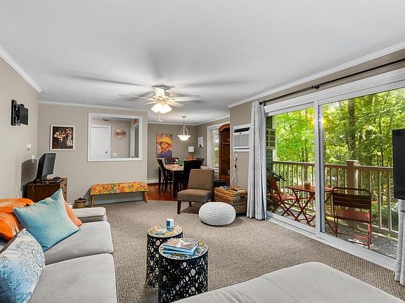 2nd image of 7 Wake Robin Rd Unit 310