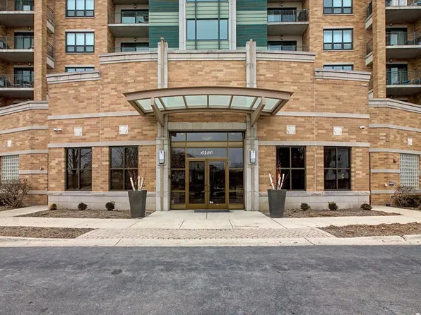 6420 Double Eagle Dr Unit 501, Woodridge, IL 60517
