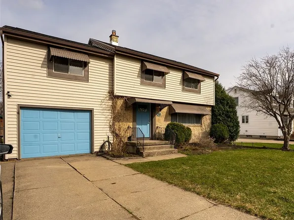 69 Cindy Dr, Williamsville, NY 14221