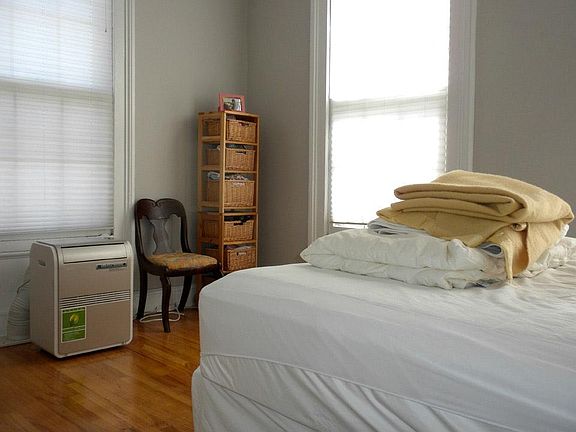 5th image of 67 Pearl St #2