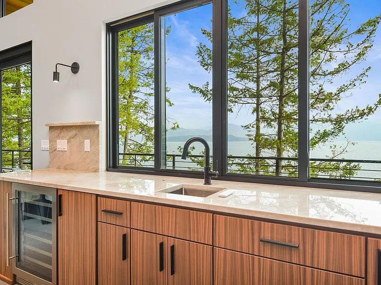 203 W Shoreline Ln — Photo 11