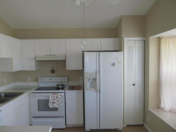 5th image of 1207 NW Lombardy Dr