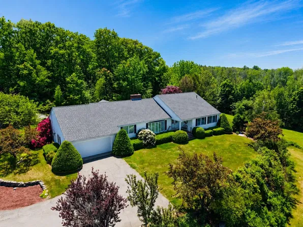 1107 Jackson Rd, Hardwick, MA 01037
