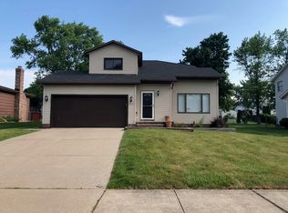 15417 Longvale Ave, Maple Heights, OH