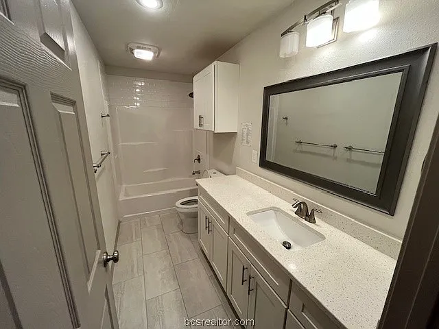 10328 N Dowling Rd — Photo 16
