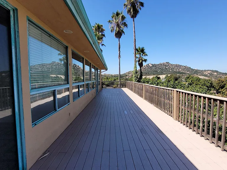 16255 Highland Valley Rd — Photo 9