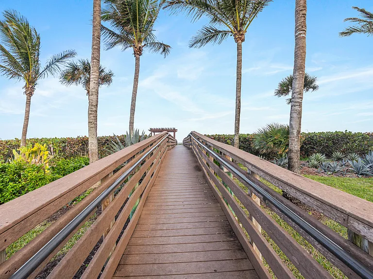 4225 N Highway A1A #17 — Photo 34