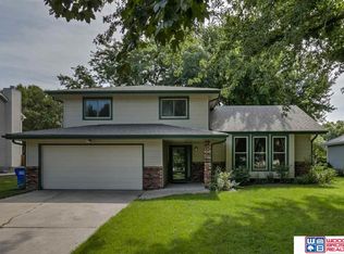 5900 S 32nd St, Lincoln, NE 68516