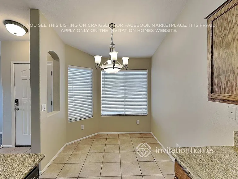 16661 W Latham St — Photo 7