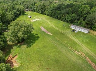 7423 Fm 319, Elkhart, TX 75839