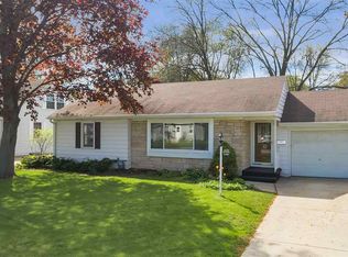 1144 Meacham St, Green Bay, WI 54304