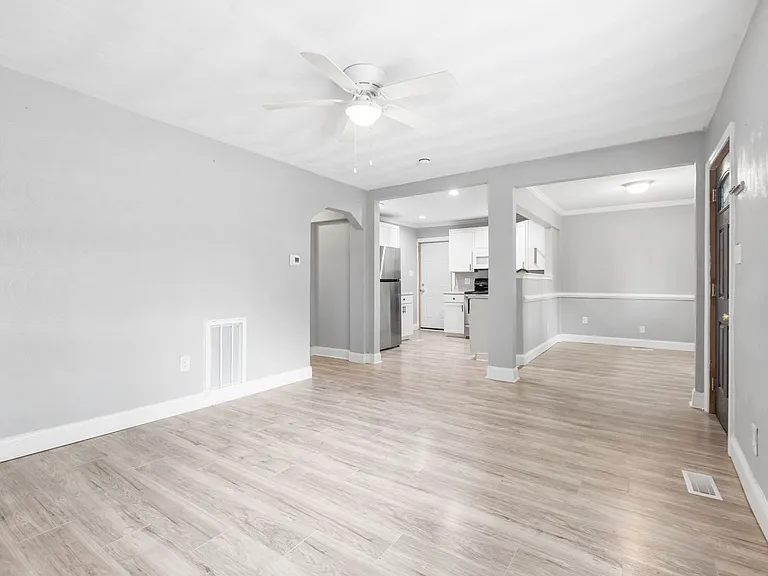 3406 Tidewater Dr — Photo 6