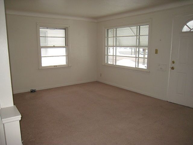 2nd image of 21515 Libby Rd