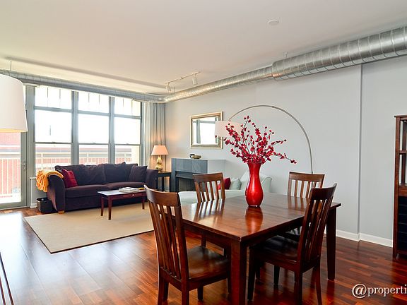 Living Room/Dining Room