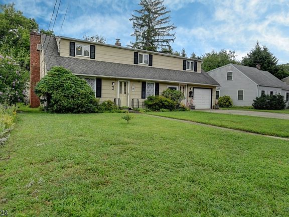3rd image of 3 Village Rd